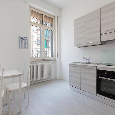 Milano Niguarda Cosy Studio ภายนอก รูปภาพ